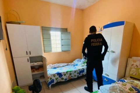 Polícia Federal executa mandados contra suspeitos de desviar recursos do Fundeb em Fartura do Piauí; coveiro atuava como intermediário