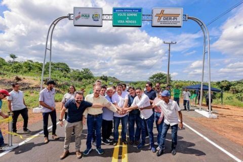 Rafael Fonteles entrega recuperação da PI-245 e inaugura unidade do Saúde Digital em Vera Mendes